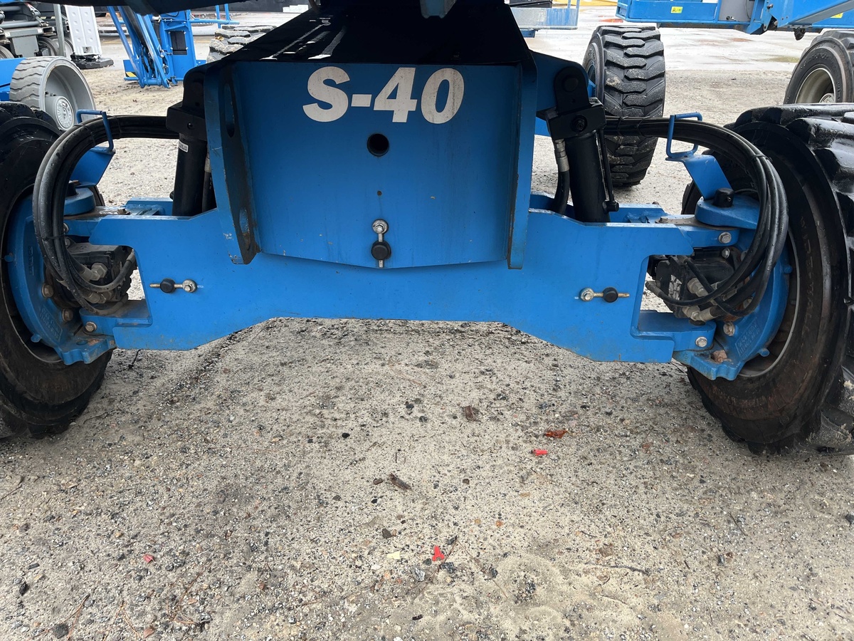 2018 Genie S-40-11