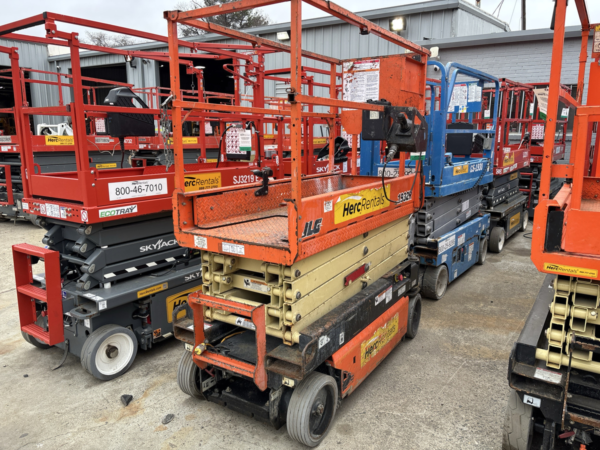 2018 JLG 1932R-10