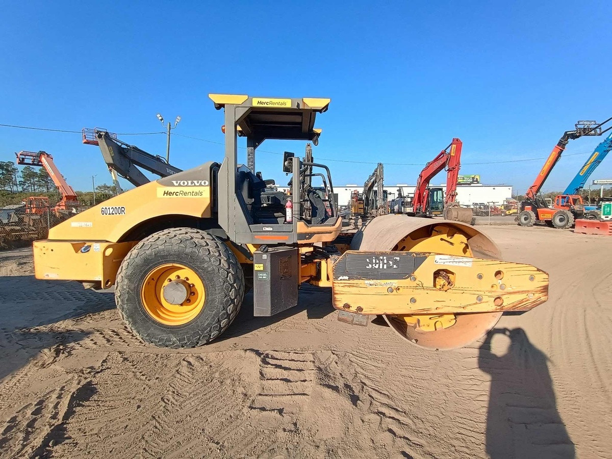 2018 Volvo SD115B (D-Smooth)