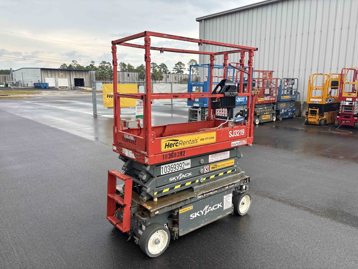2022 Skyjack SJ3219