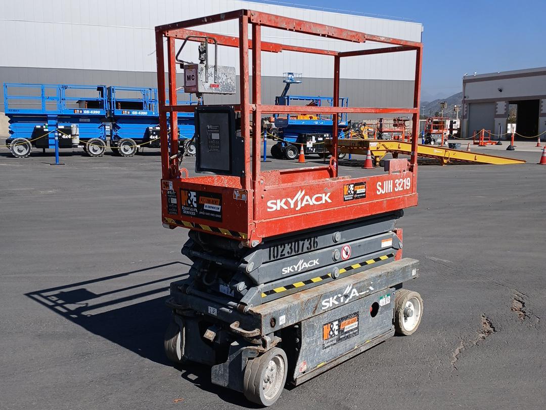 2017 Skyjack SJ3219
