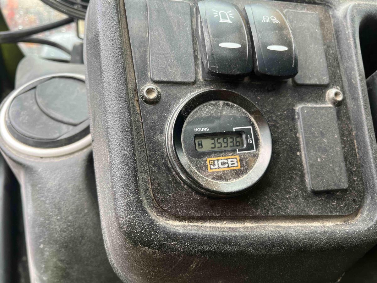 2018 JCB 510-56