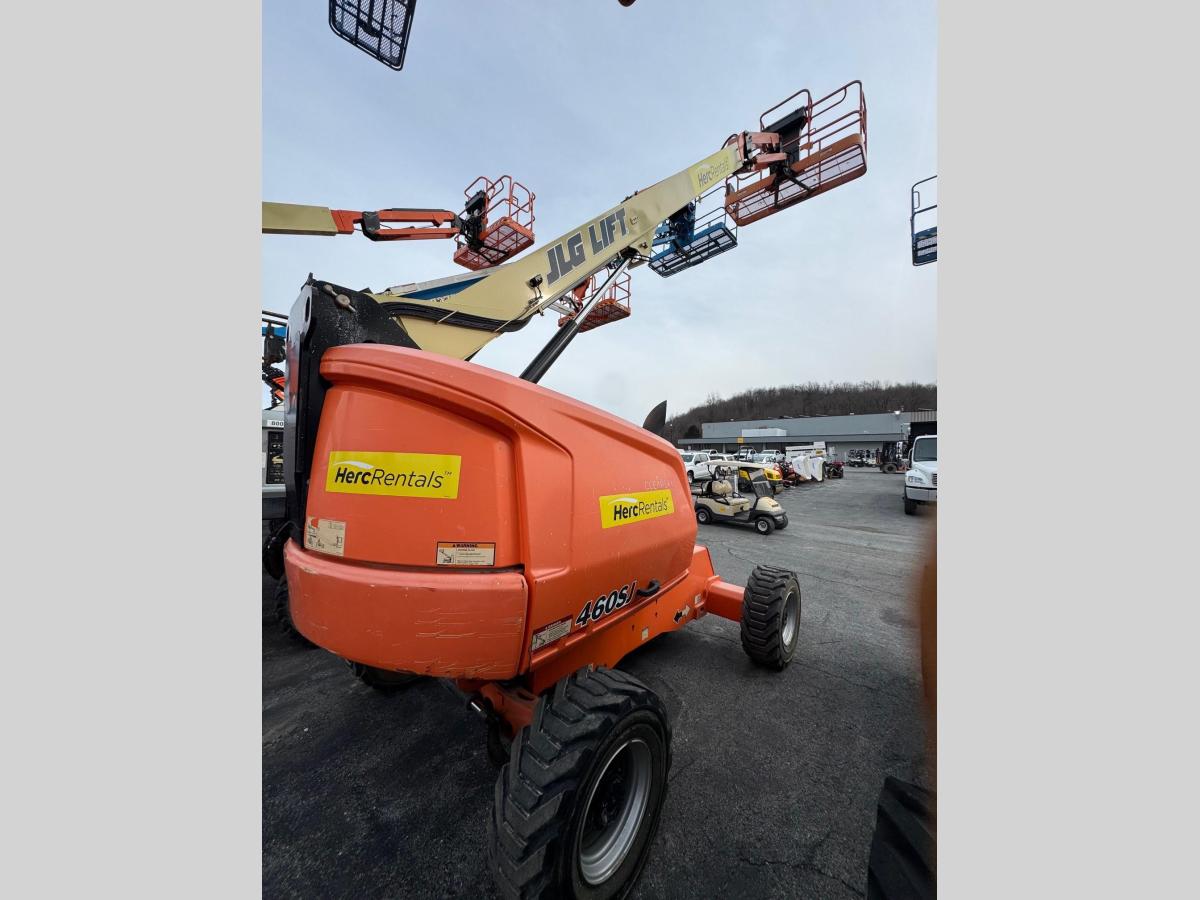 2018 JLG 460SJ-2