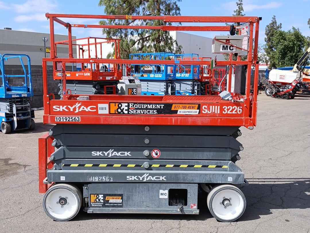 2016 Skyjack SJ3226