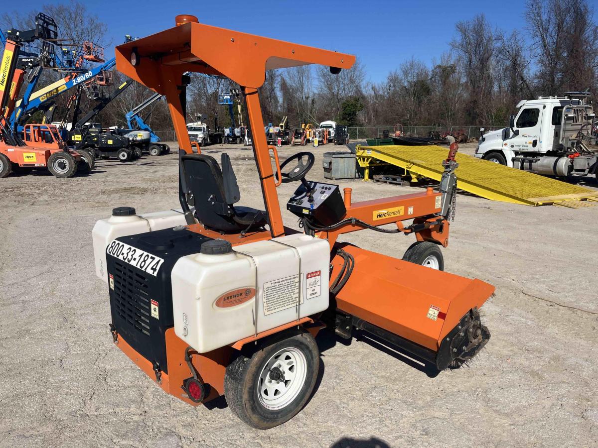 2021 LayMor SM300