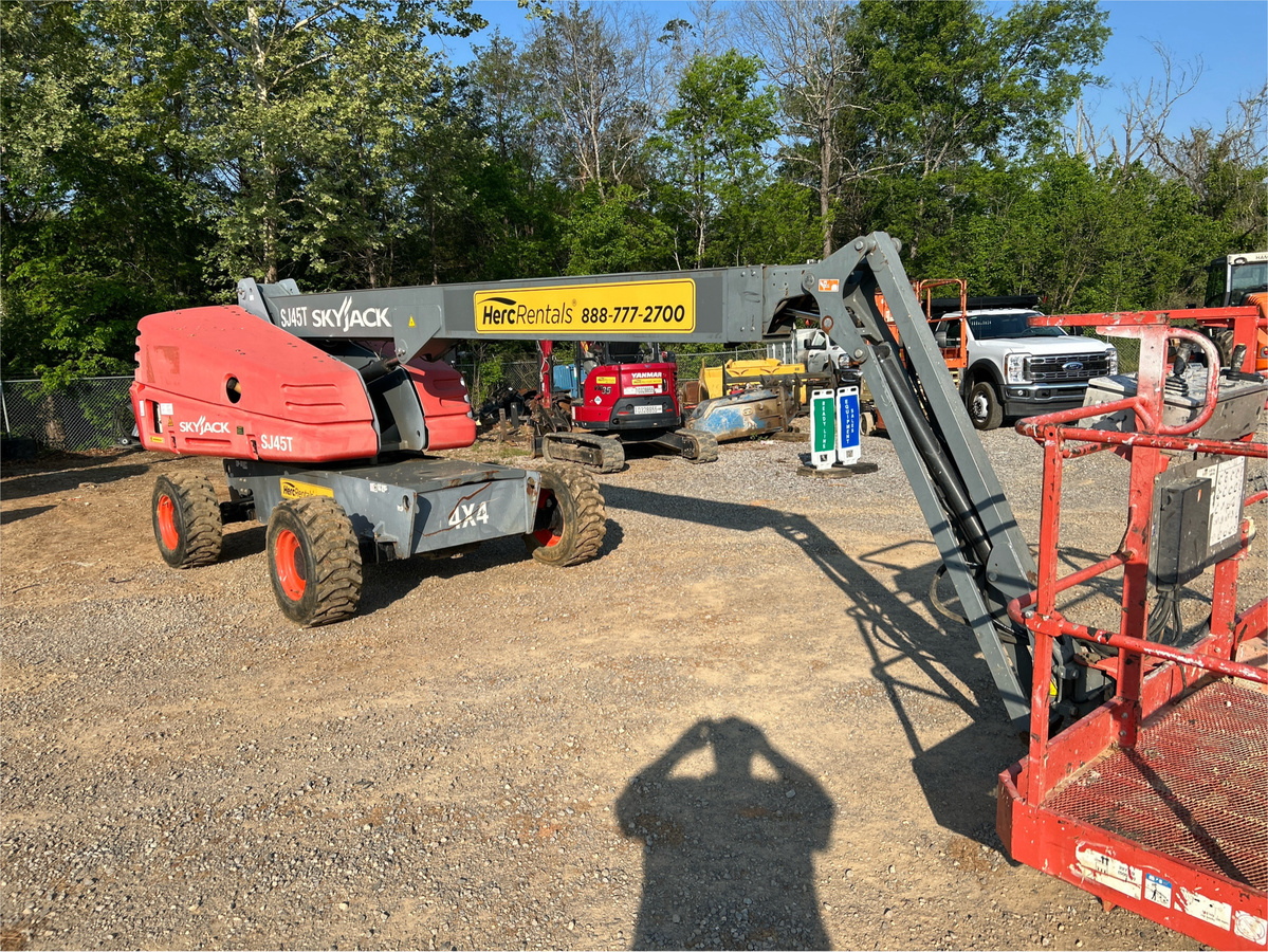 2018 Skyjack SJ45 T