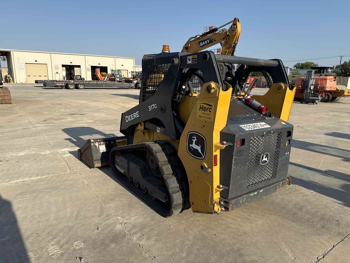 2021 John Deere 317G-5