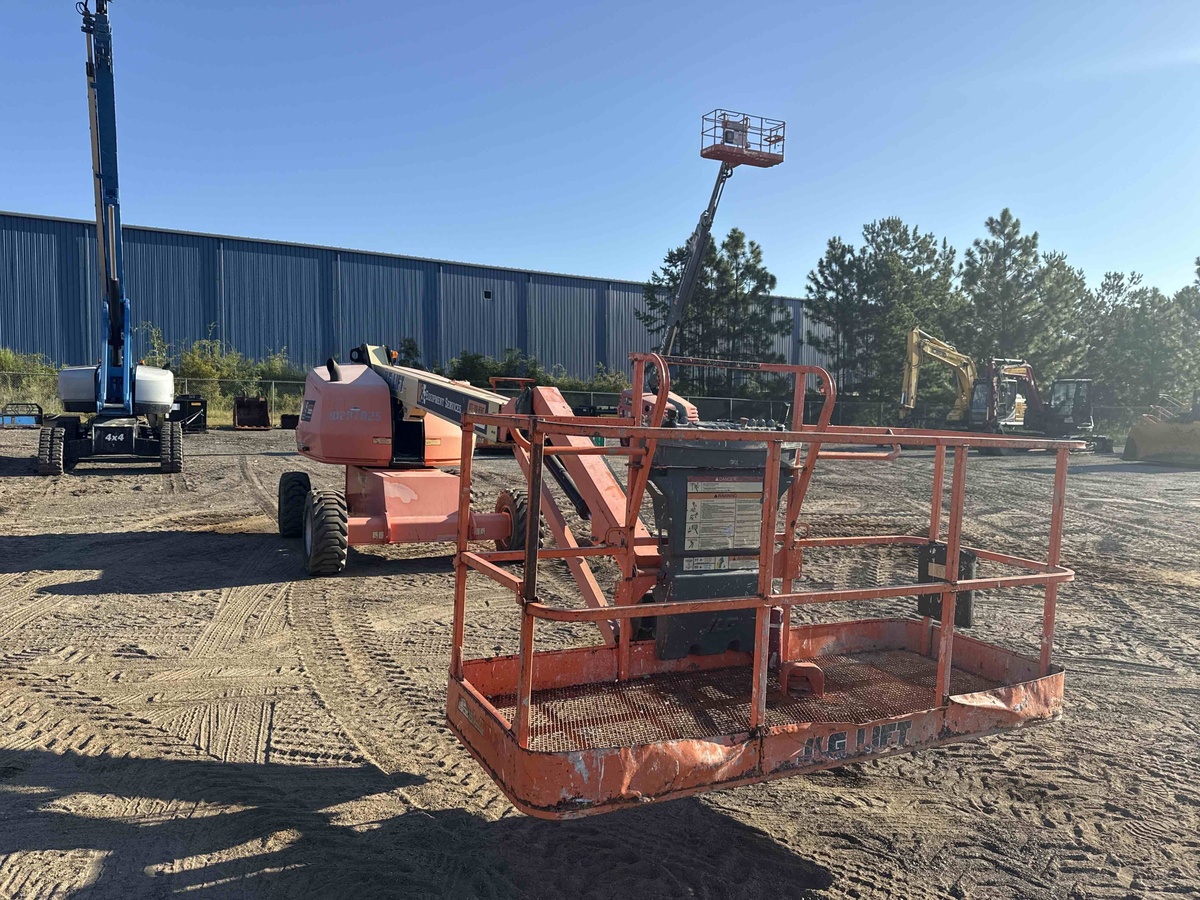 2018 JLG 460SJ-2