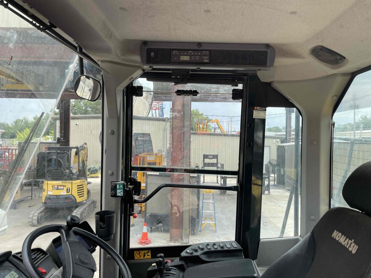 2019 Komatsu WA380-8