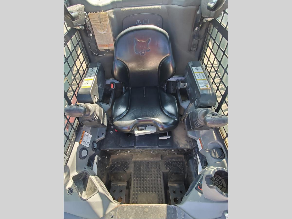2021 Bobcat T740-7