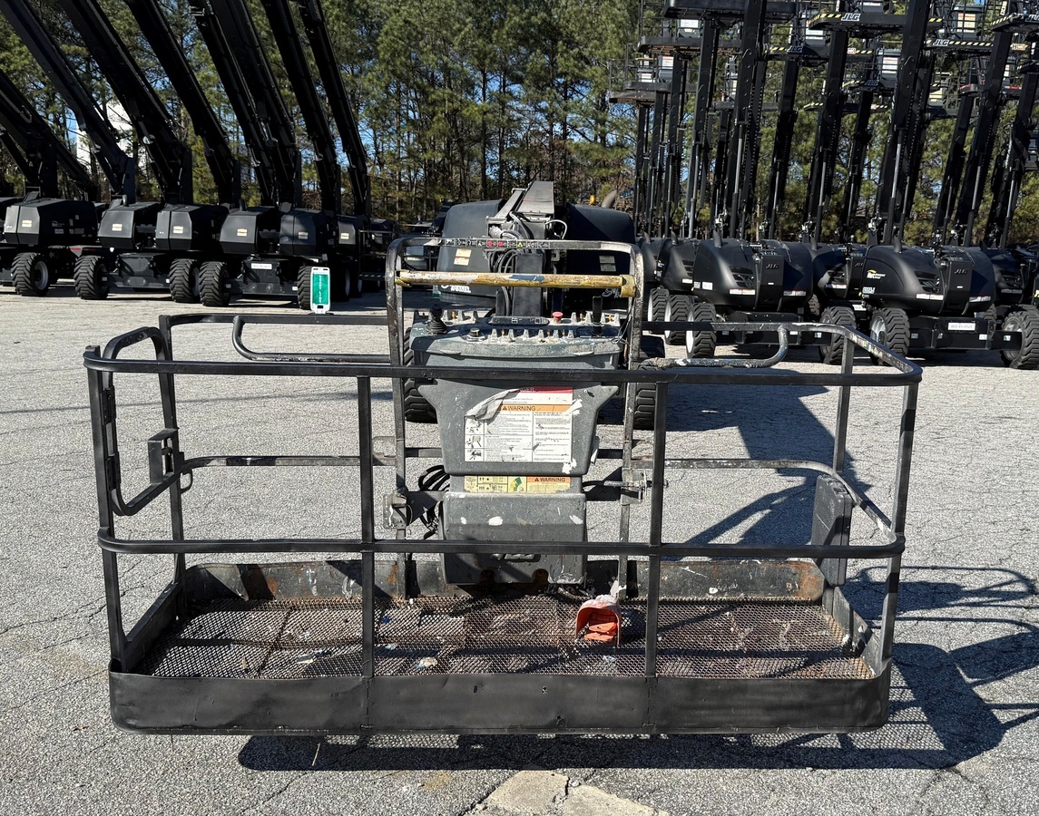 2018 JLG 660SJ-4