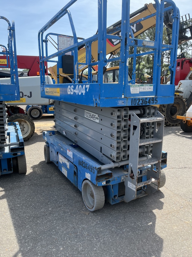 2018 Genie GS-4047-4