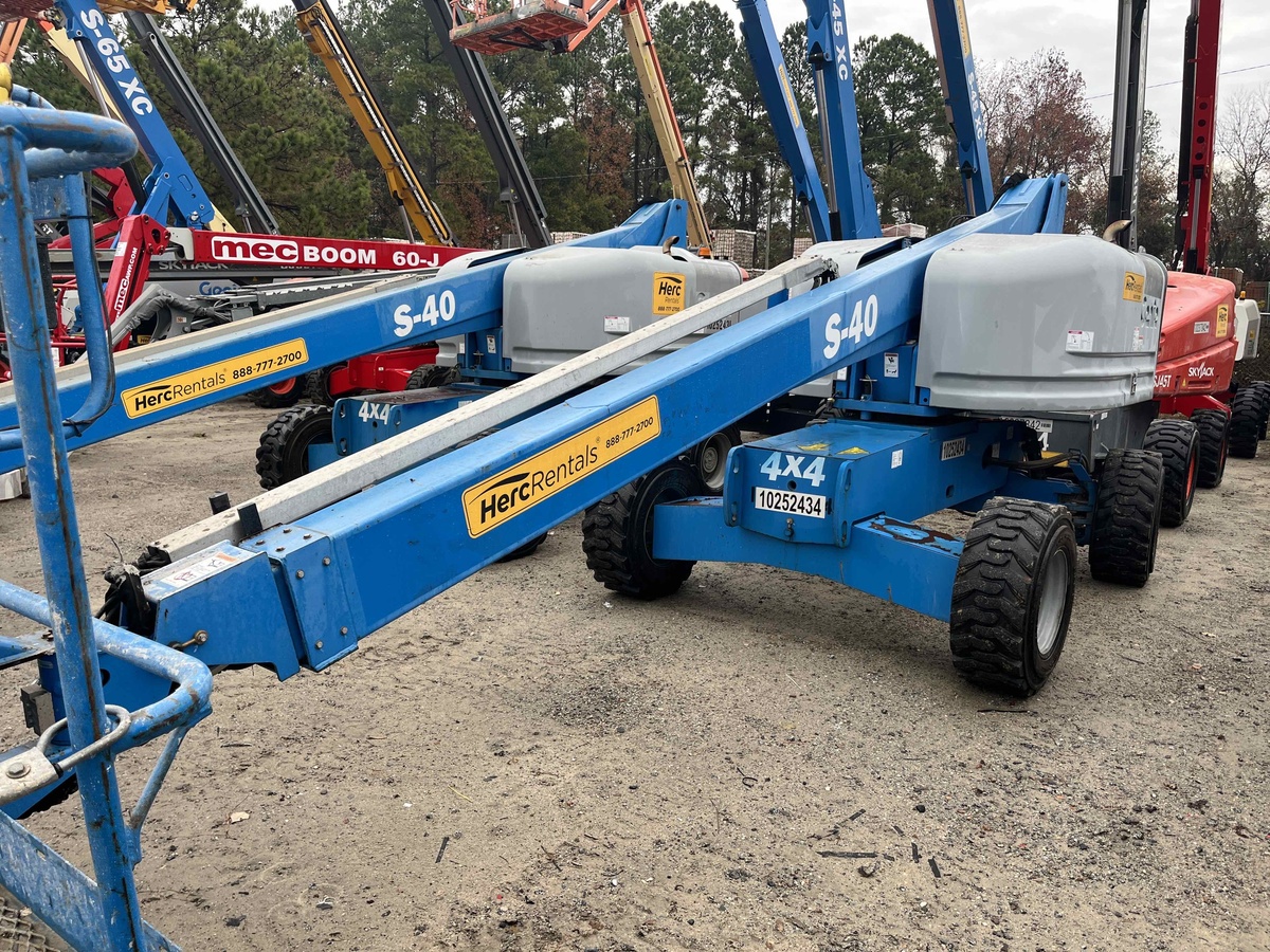 2018 Genie S-40-8