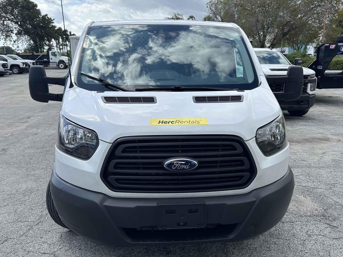 2018 Ford Transit 250-5
