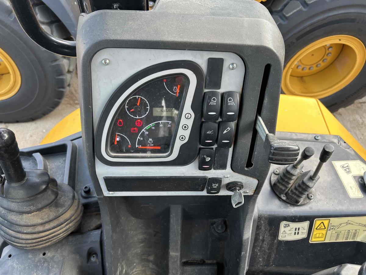 2021 JCB 3CX-9