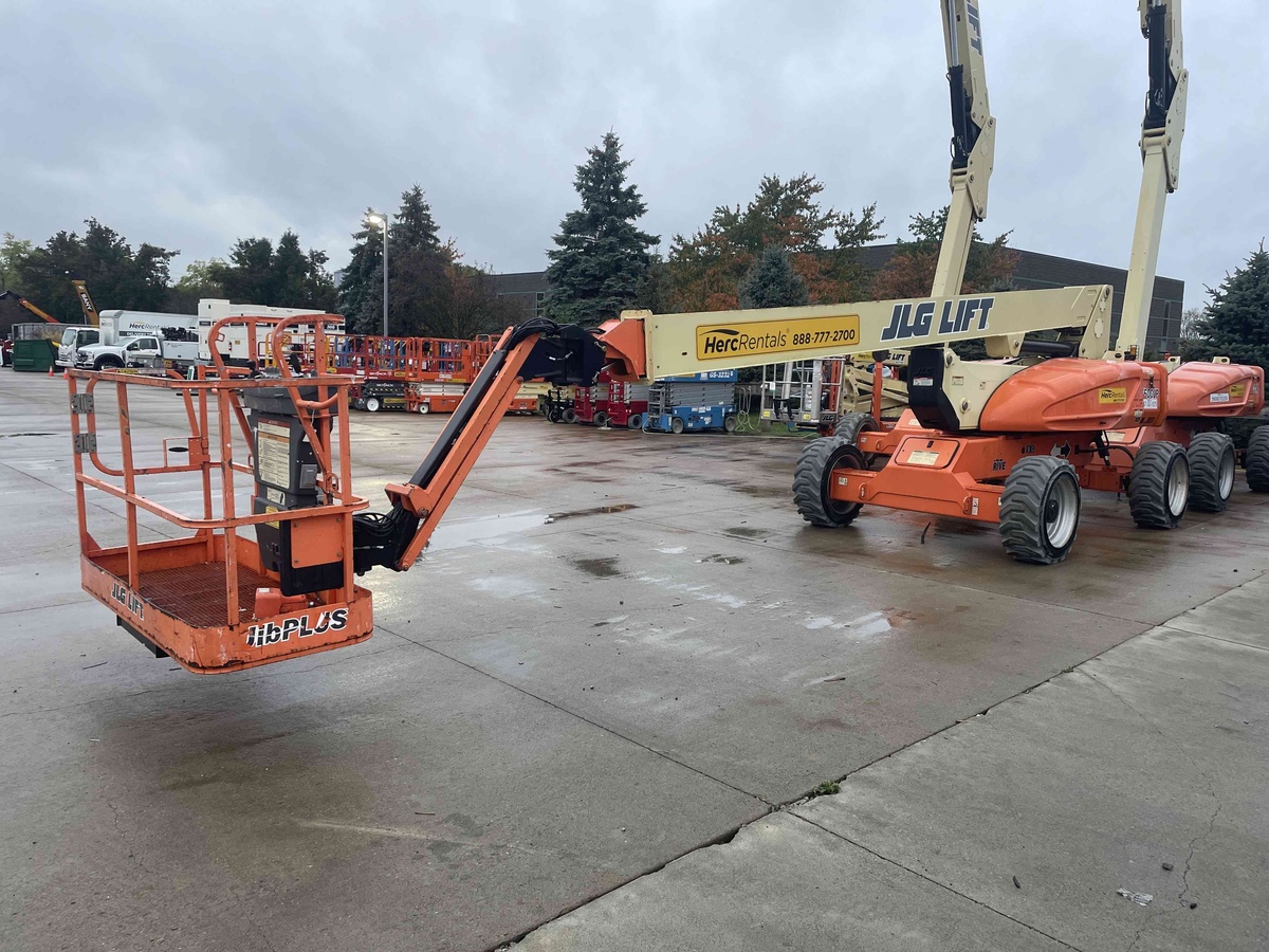 2015 JLG E600JP-4