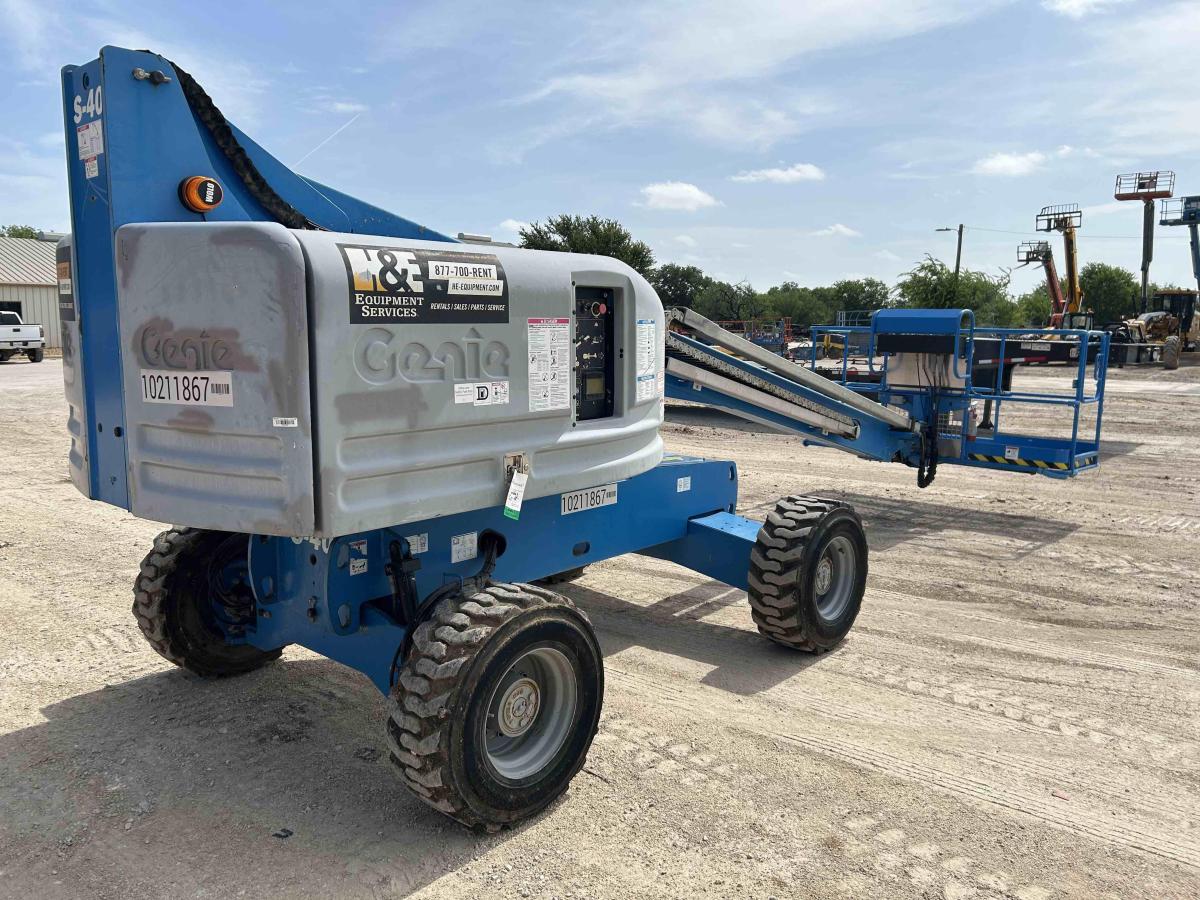 2017 Genie S-40-12