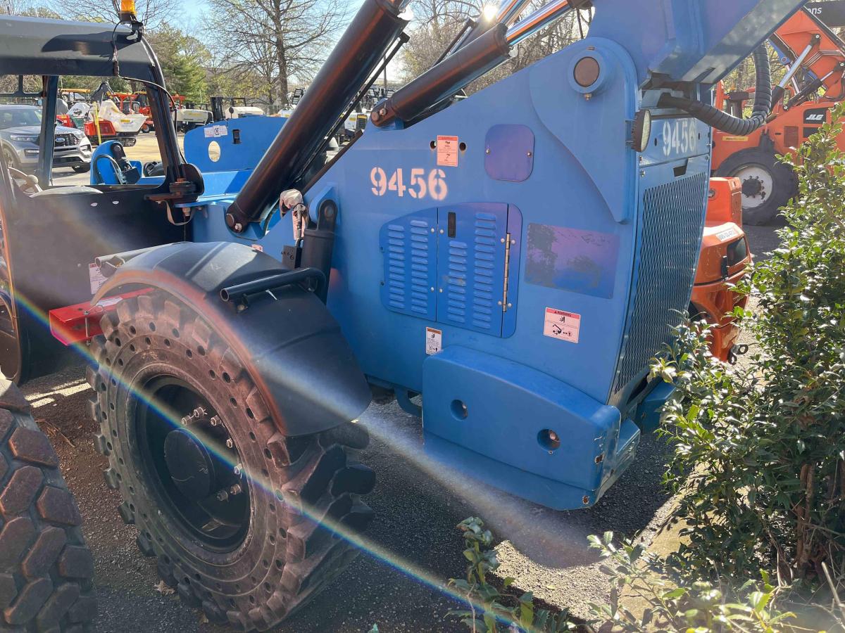 2018 Genie GTH-1056