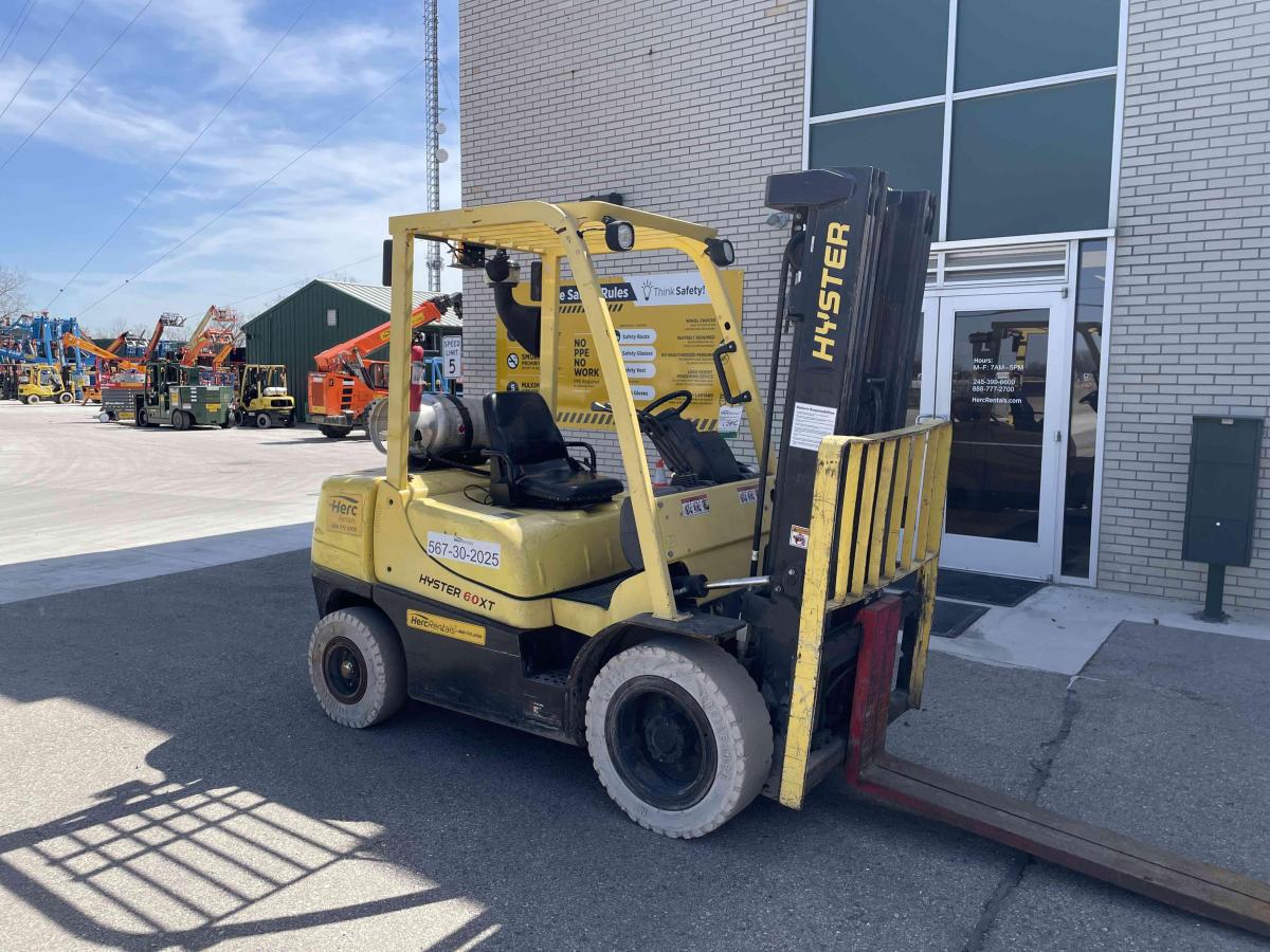 2017 Hyster H60XT