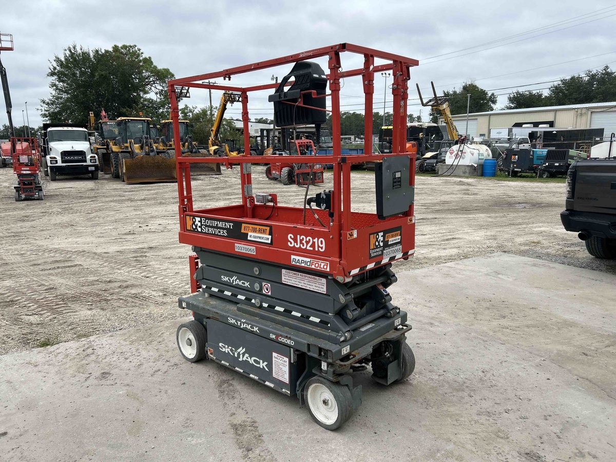 2022 Skyjack SJ3219-2