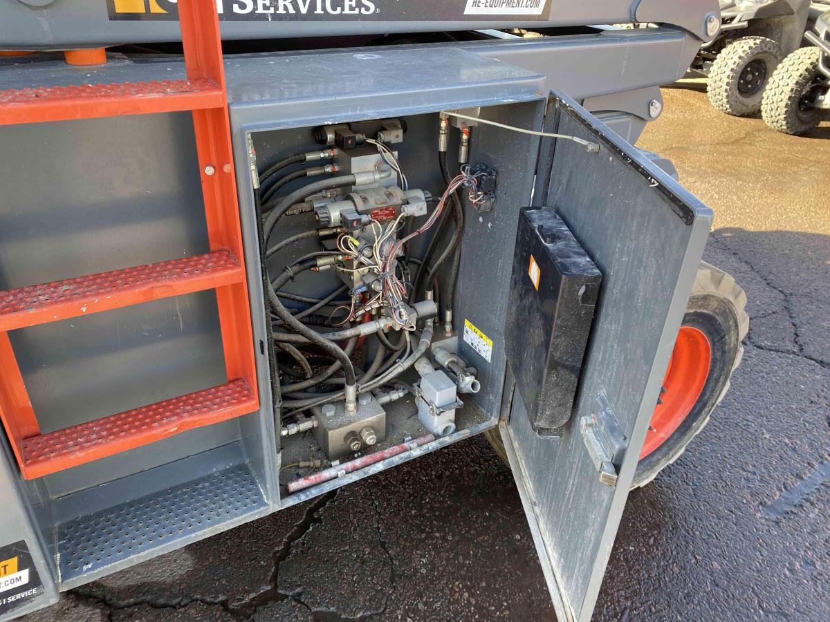 2017 Skyjack SJ8841 RT