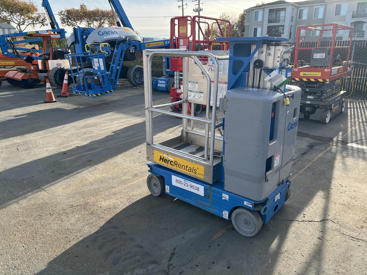 2018 Genie GR-12-7