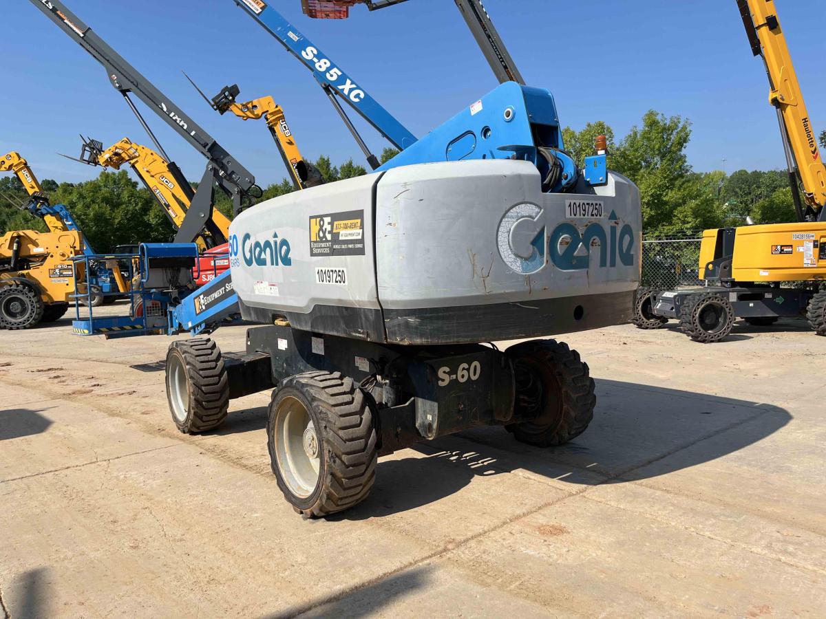 2016 Genie S-60-8