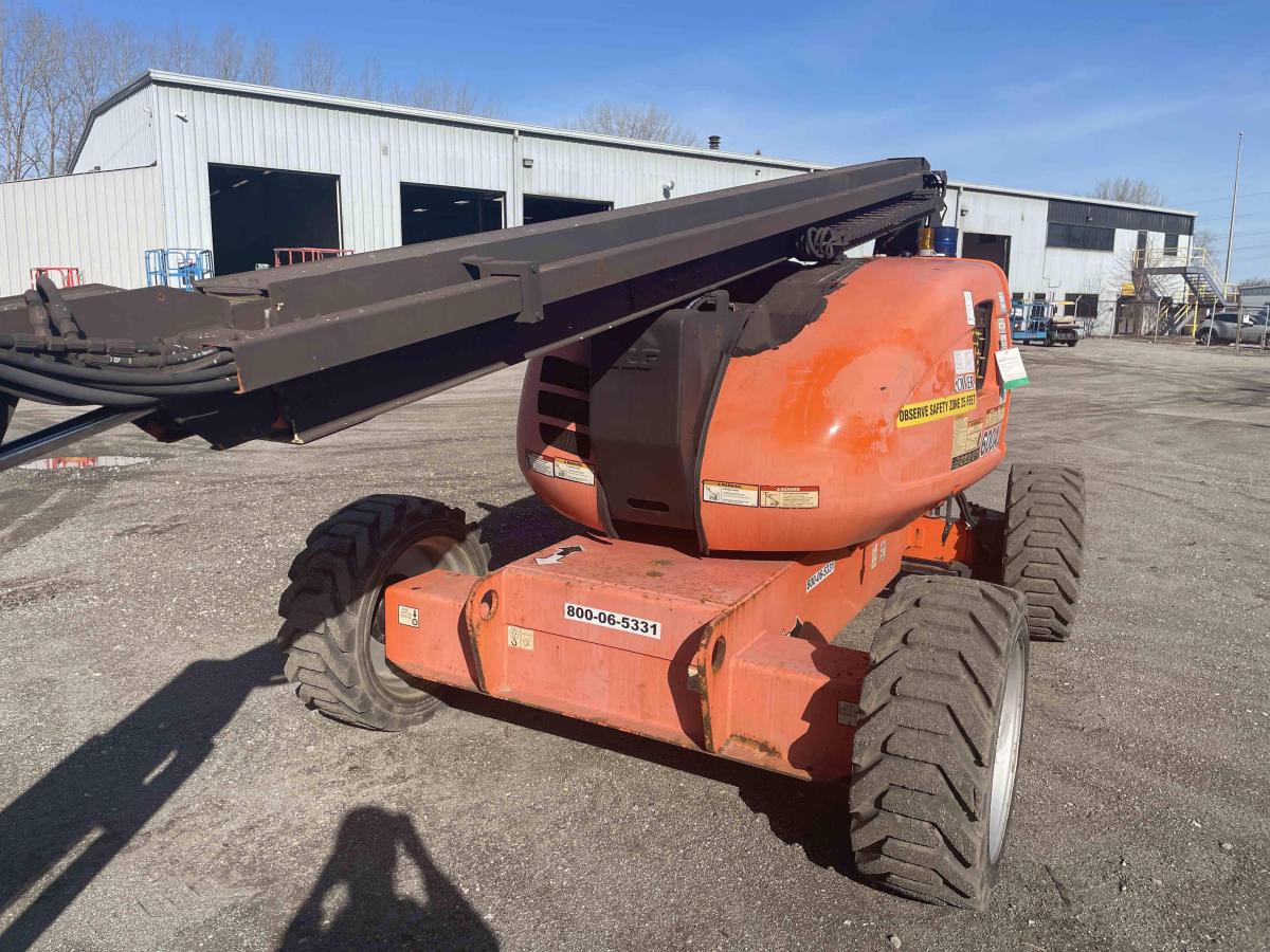 2015 JLG 600AJ
