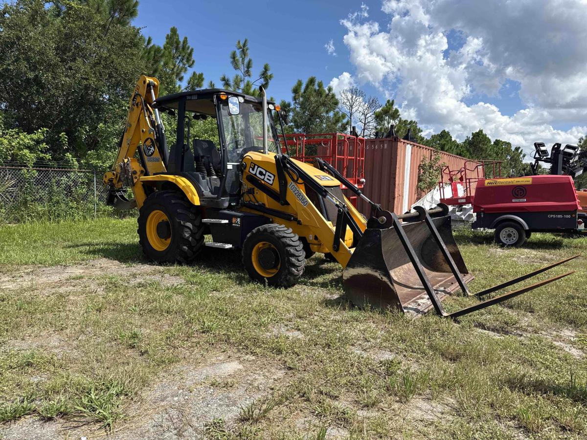 2022 JCB 3CX-5