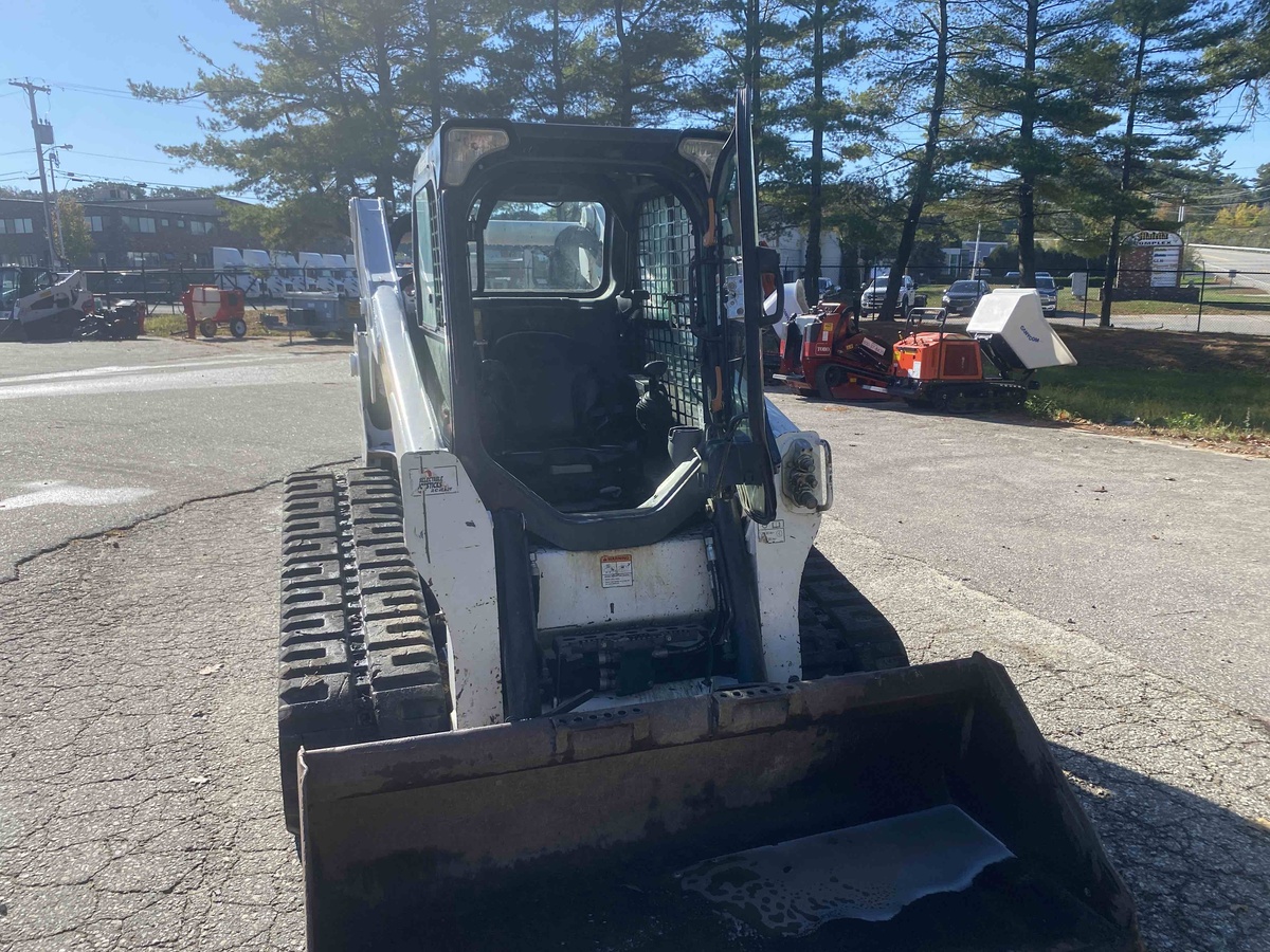 2022 Bobcat T740-2