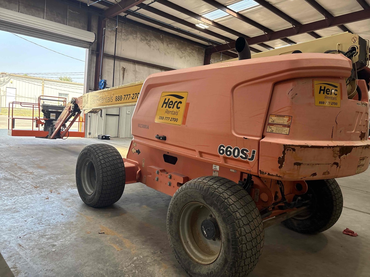 2018 JLG 660SJ-2