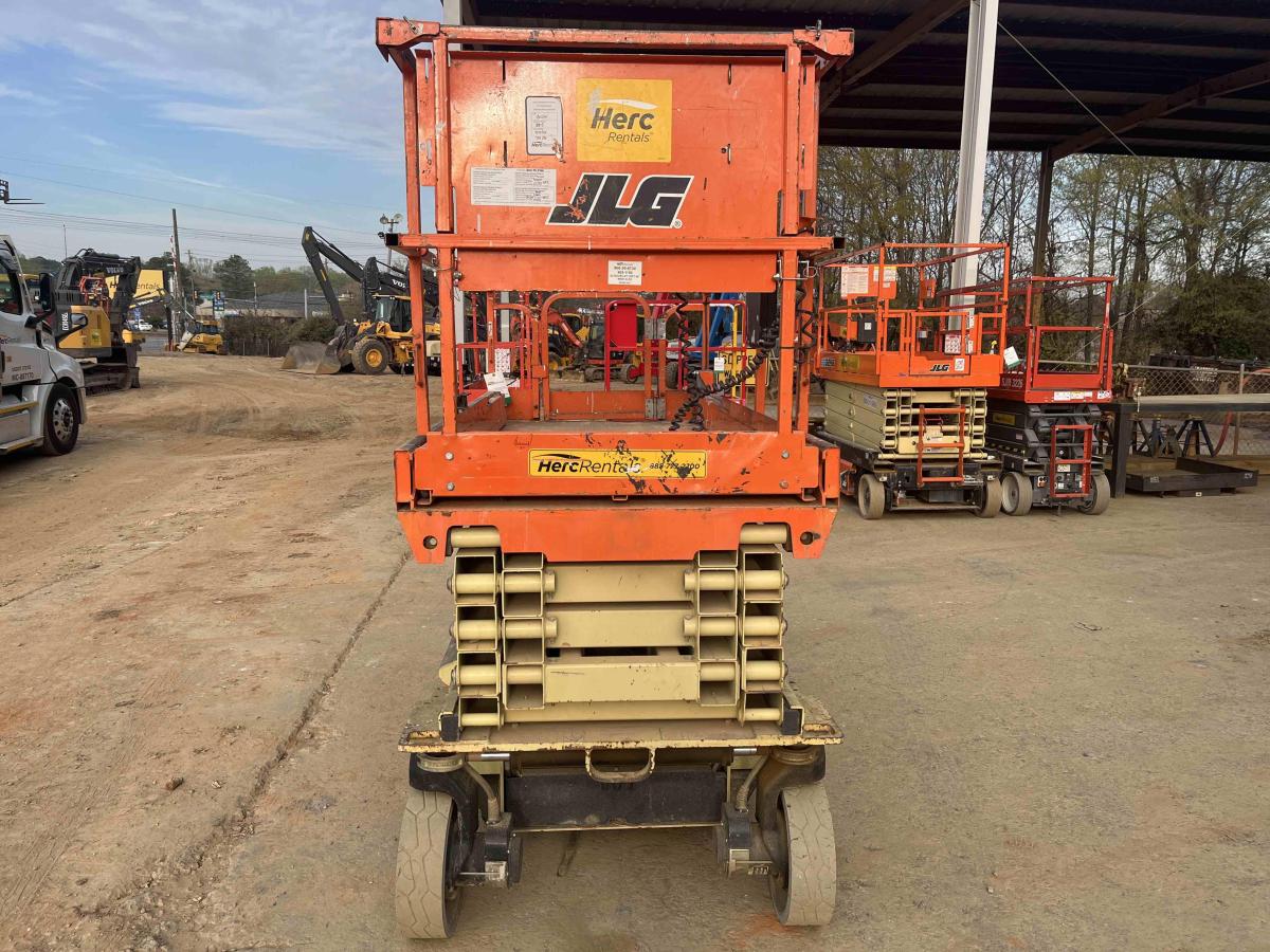 2018 JLG 2646ES