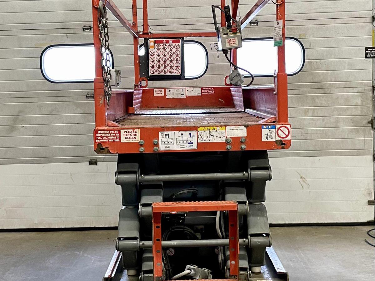 2017 Skyjack SJ3226