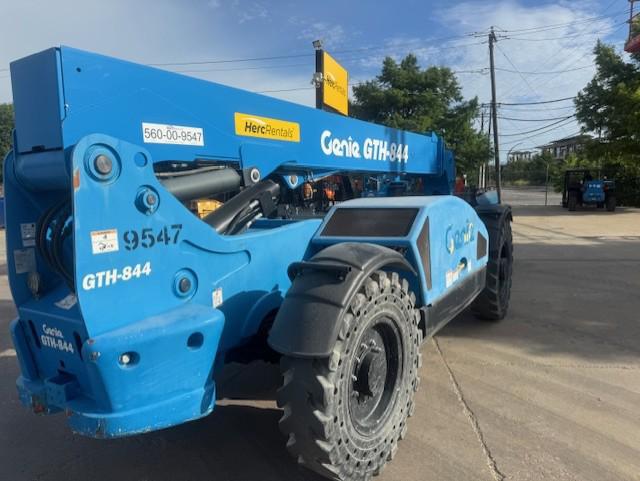 2018 Genie GTH 844-2