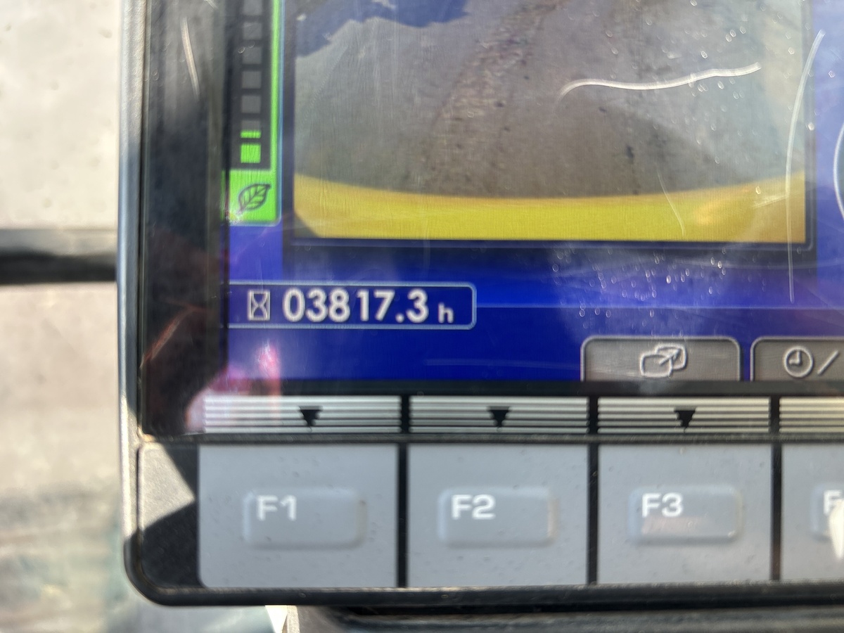 2021 Komatsu PC210LC-11-7