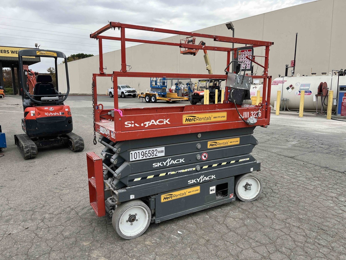 2016 Skyjack SJ3226