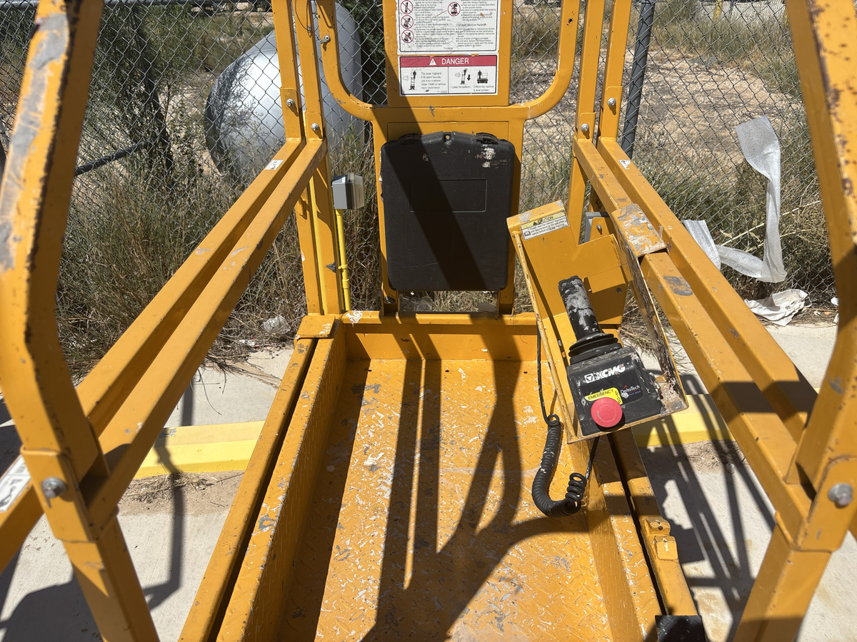 2021 XCMG XG1330DC-7