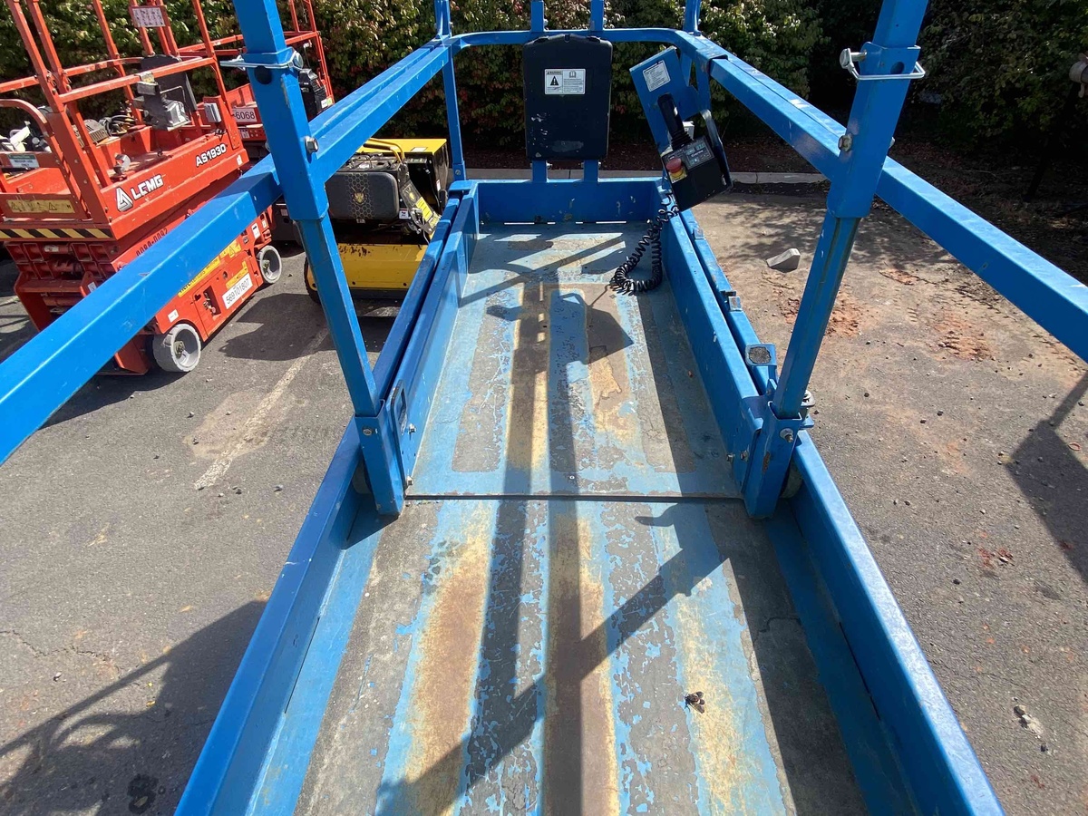 2017 Genie GS-3232-5