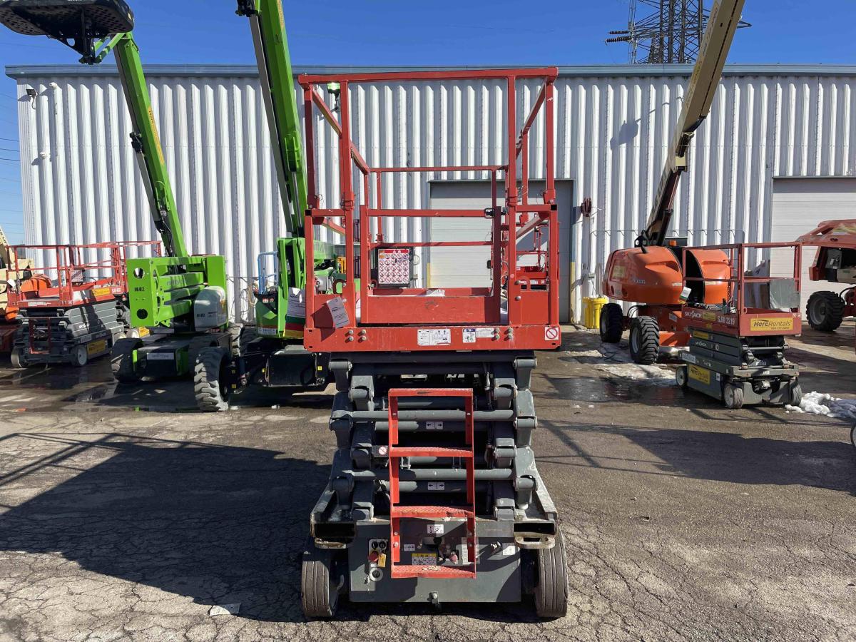 2018 Skyjack SJ4740