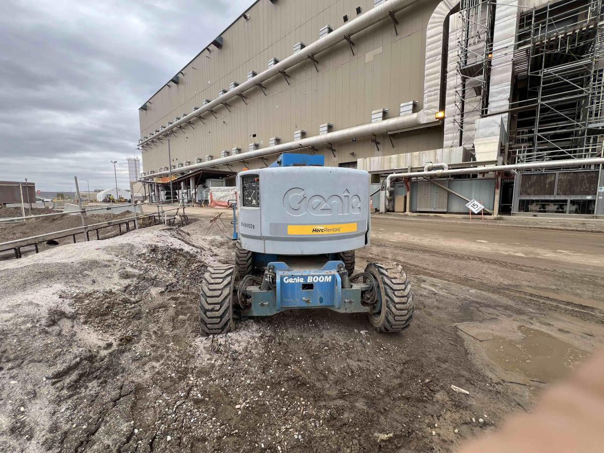 2013 Genie Z-45/25J-3