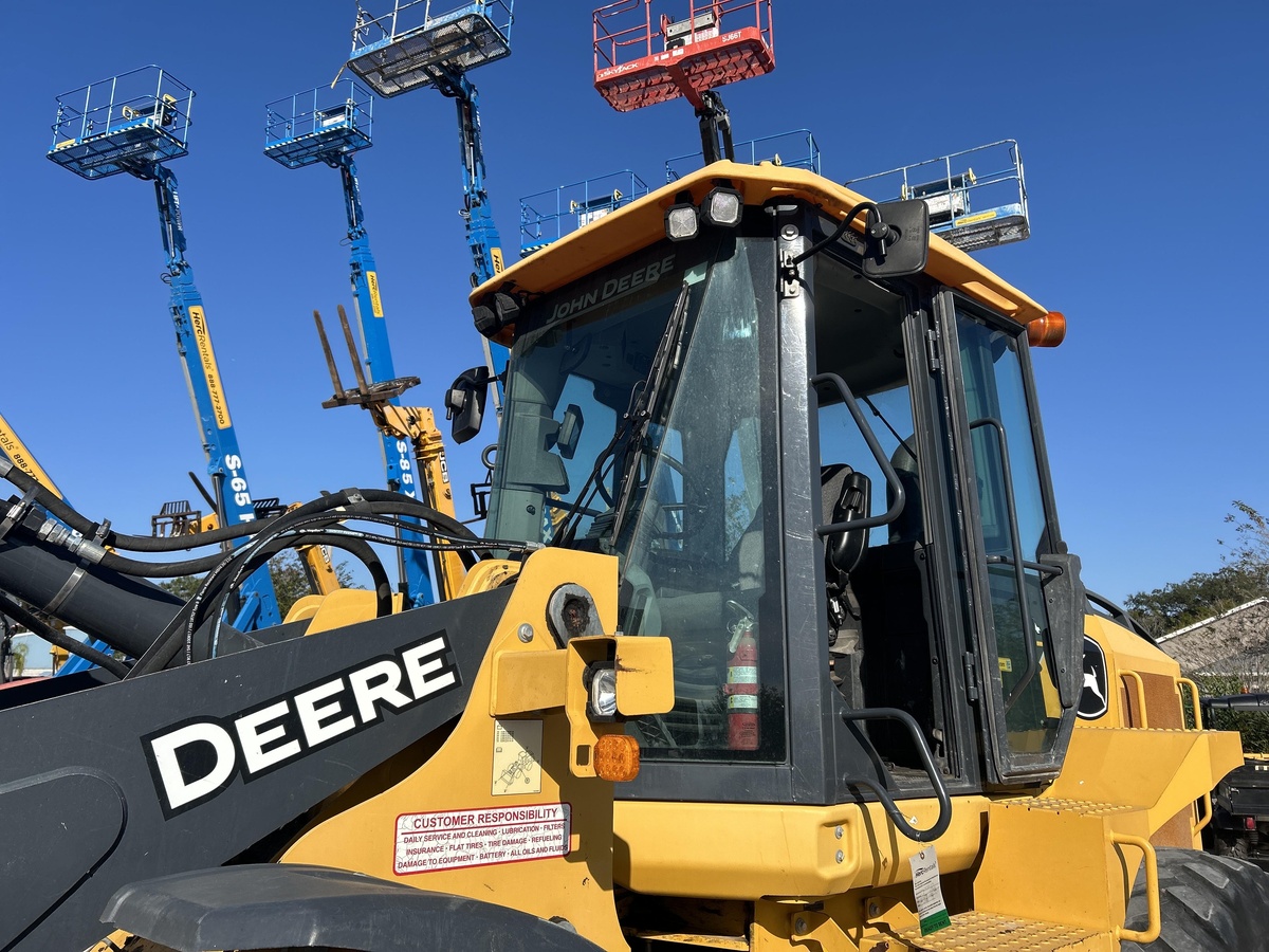 2021 John Deere 524 P-5