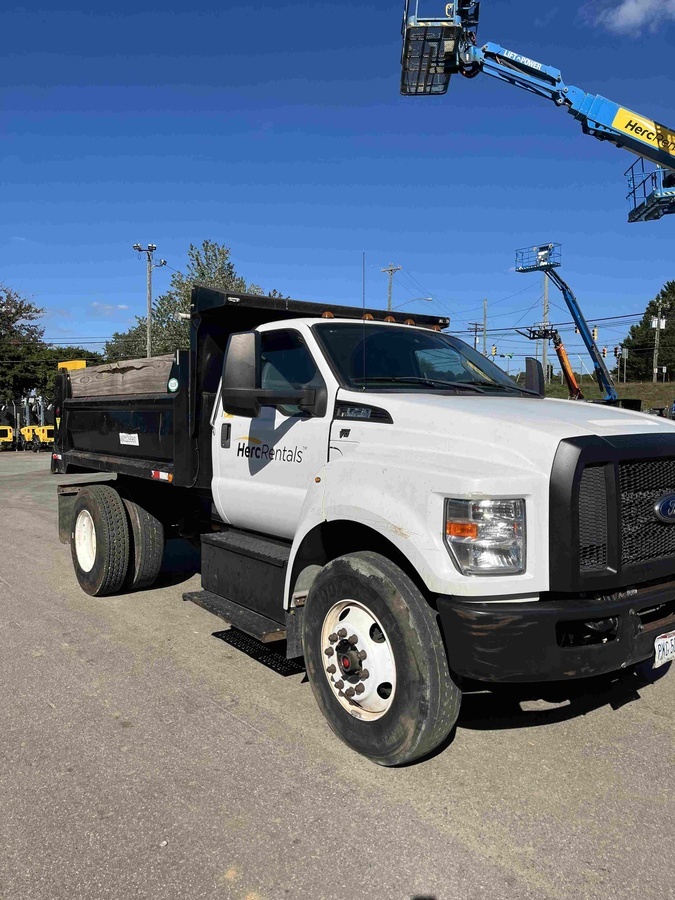 2018 Ford F750-2