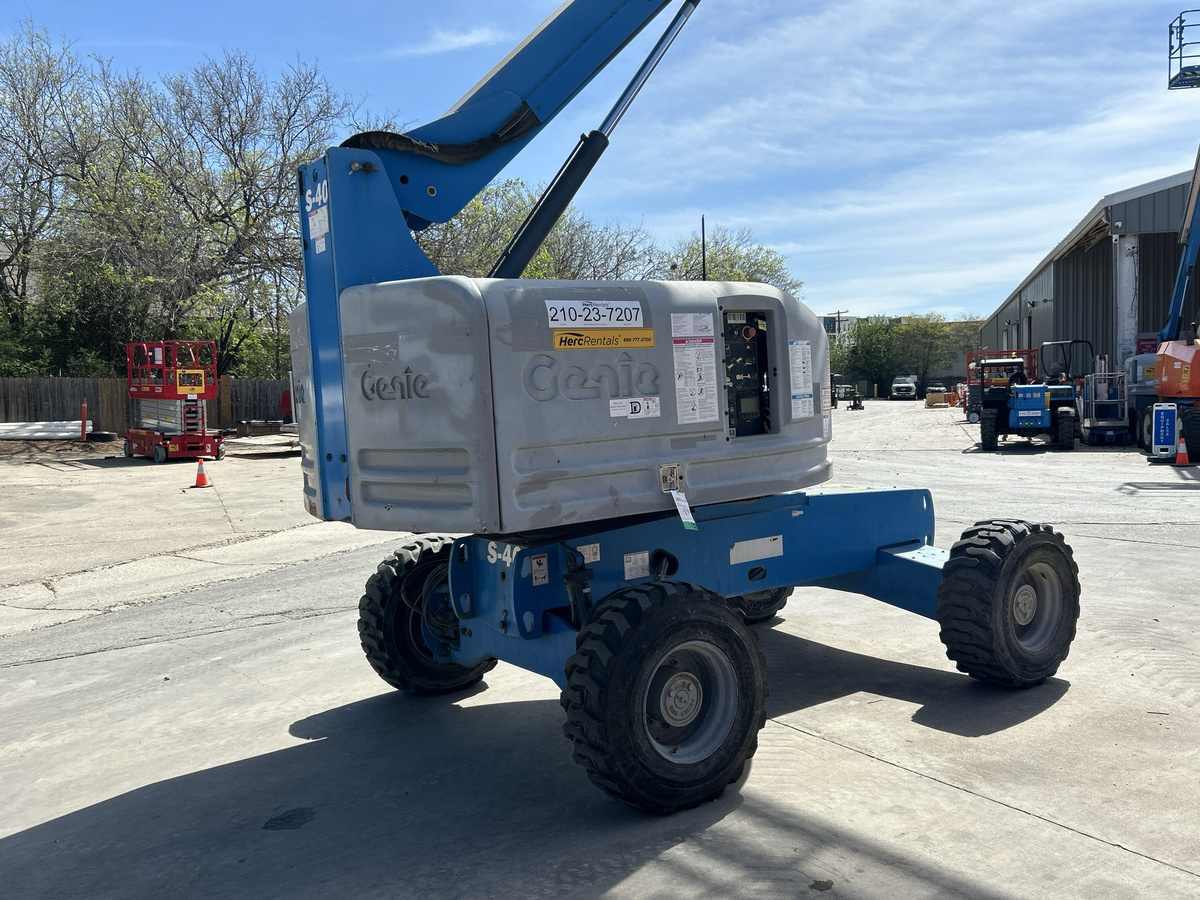 2018 Genie S-40-4