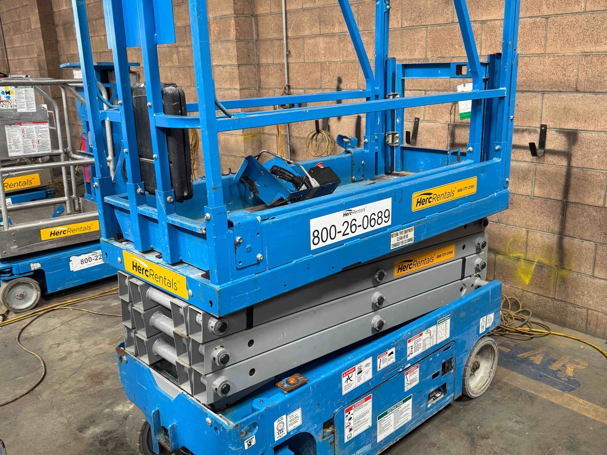 2019 Genie GS-1930