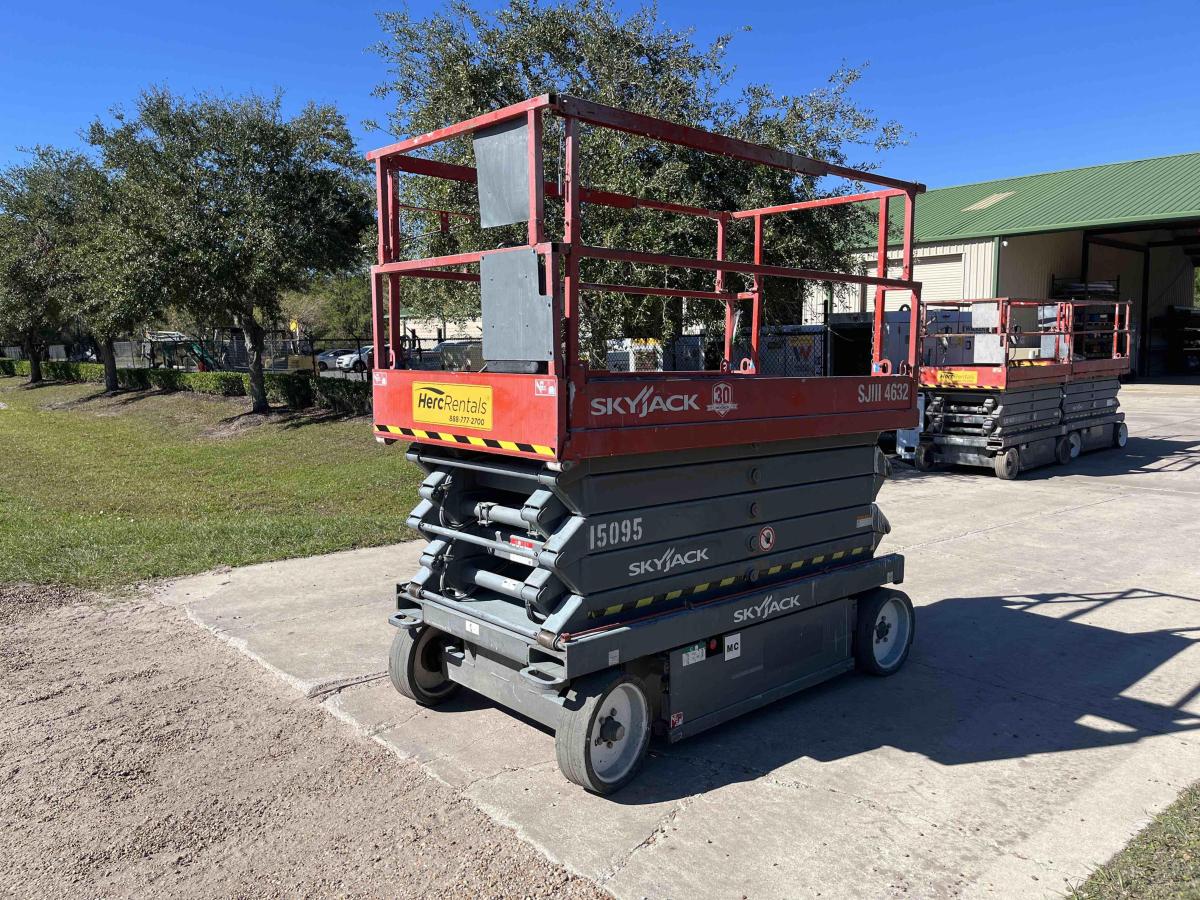 2015 Skyjack SJ4632