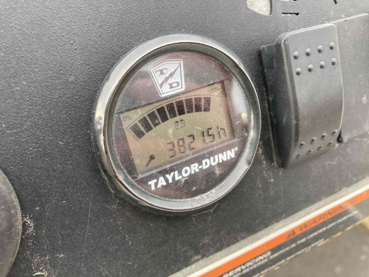 2017 Taylor Dunn B5-440-36