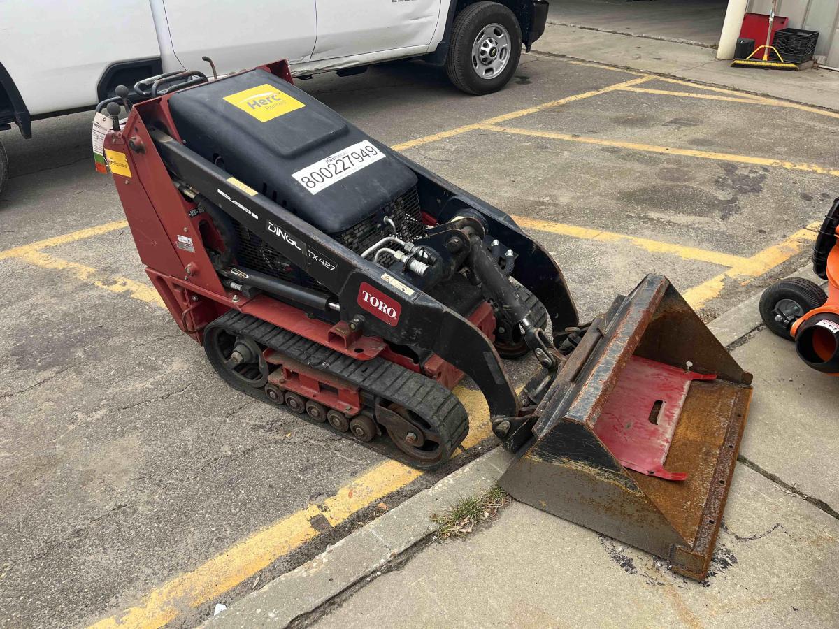 2018 Toro DINGO TX 427