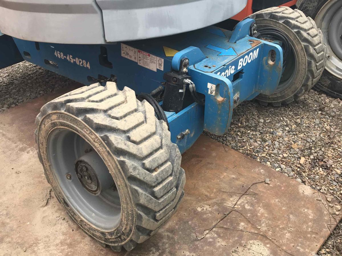 2013 Genie Z-45/25J RT