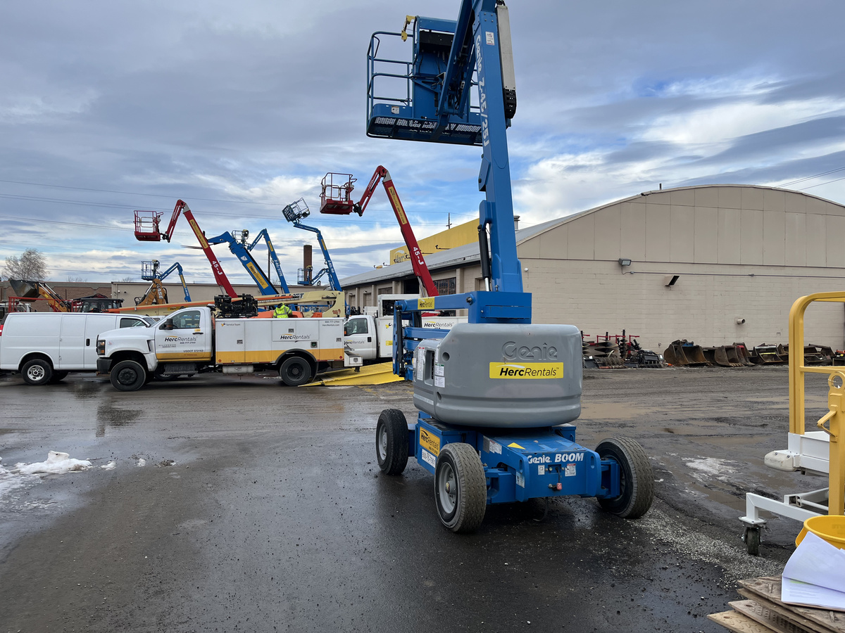 2017 Genie Z-45/25-3