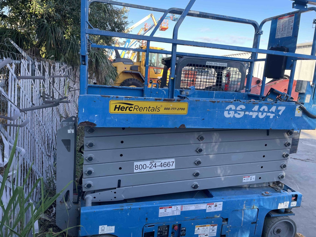 2019 Genie GS-4047-1